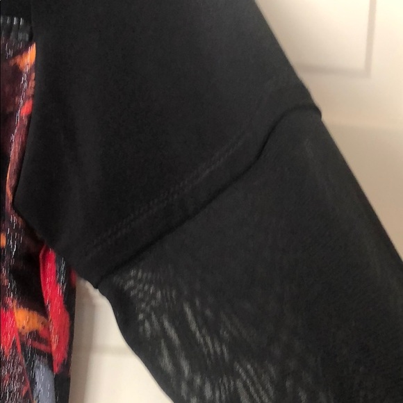 Top - Picture 6 of 6